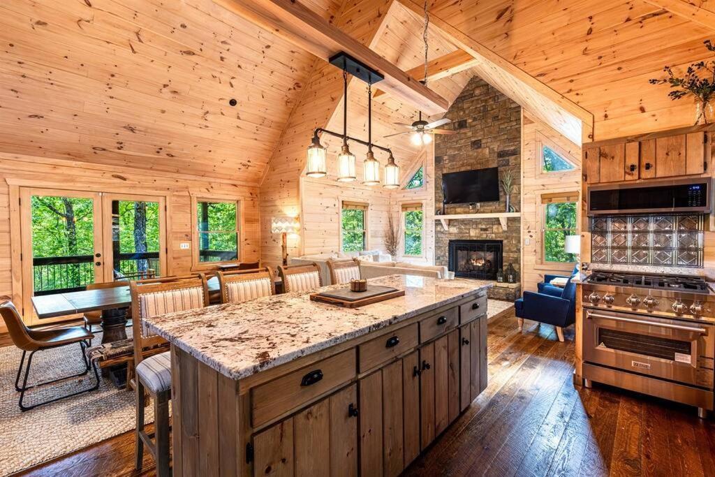 Luxe Family Cabin 8 Min To Downtown Blue Ridge Exterior foto